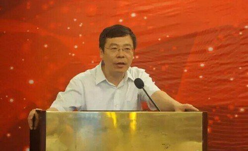 人造石专业委员会成立,萬峯石材林志伟谈《人造石的品牌化运作》