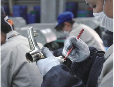 鹰卫浴凭过硬“内功”再登质量“红榜”