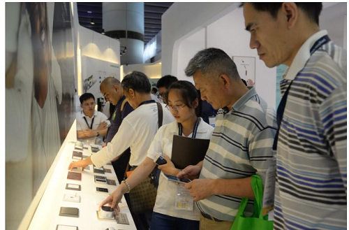 鸿雁“智能家居生活馆”成广州光亚展焦点