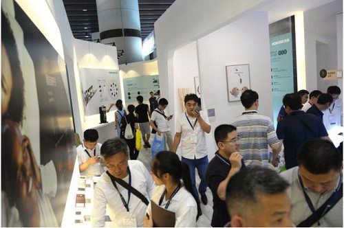 鸿雁“智能家居生活馆”成广州光亚展焦点