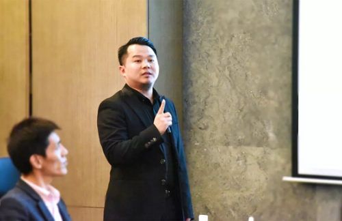 红星·家倍得联手智谛,开启智能装修新时代!