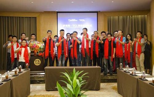 强强联合!罗曼斯与TCL携手,准备搞什么大新闻!