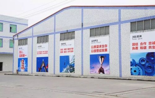 不忘初心 品质先行丨诺维家高层管理带领质量监控小组视察生产