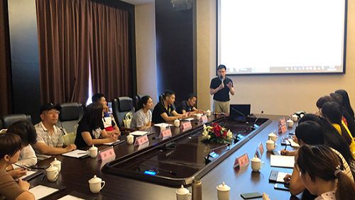 上臣地板2019年中区域经销商会议召开