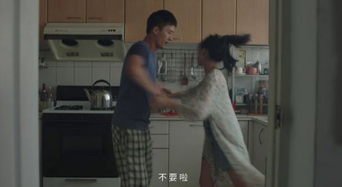 简一这波“无缝”走心战,温情得不像瓷砖品牌
