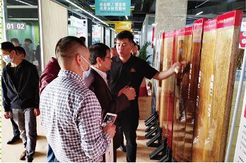 链接全球,首届国际进口木材贸易博览会引领木业创新发展。