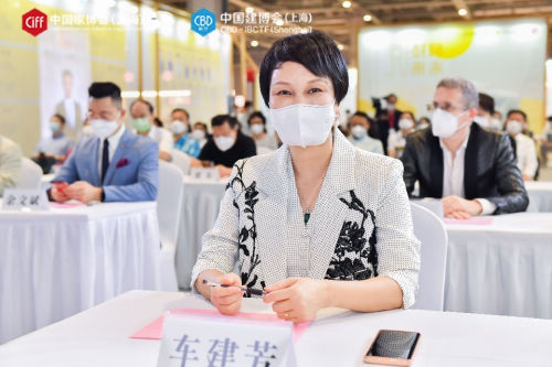 CIFF上海虹桥 | 房地产高峰论坛——地产精装引发新的行业商机