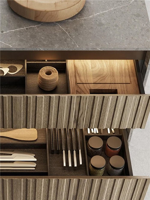 德智家|现代篇章:时尚在厨房空间中绽放