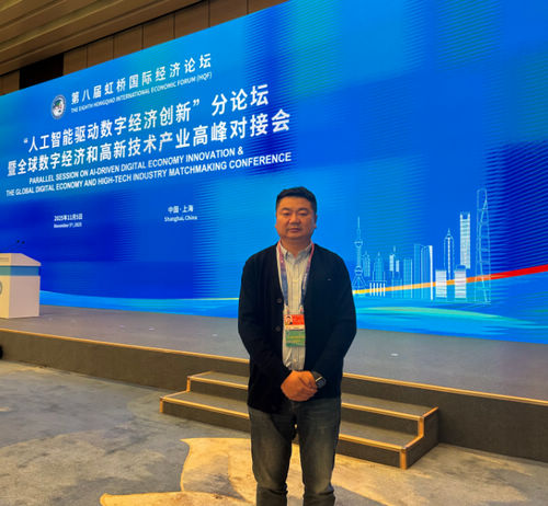 权达水晶 | 闪耀进博会 科技与工艺融合点亮未来