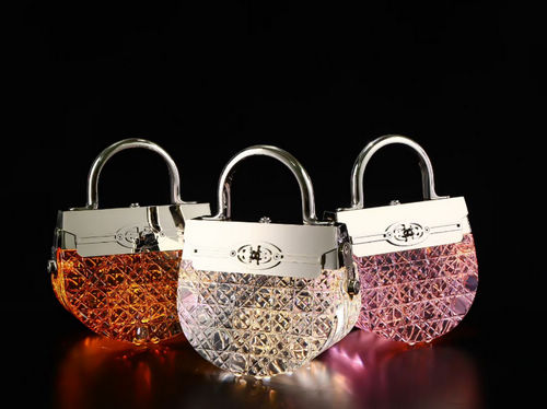 权达水晶 | 闪耀进博会 科技与工艺融合点亮未来