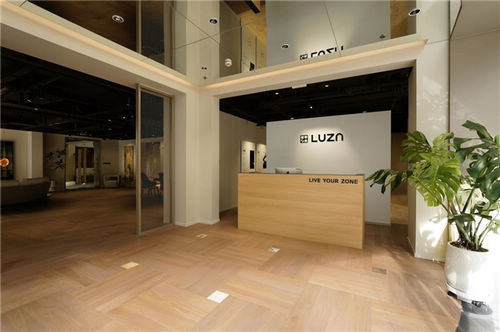 卢森地板上海旗舰店盛大启幕,以“专业地面解决方案”重塑高端家居新体验