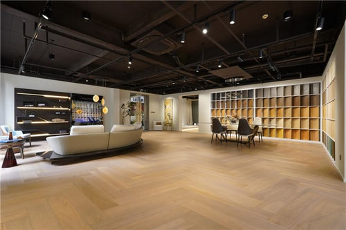 卢森地板上海旗舰店盛大启幕,以“专业地面解决方案”重塑高端家居新体验