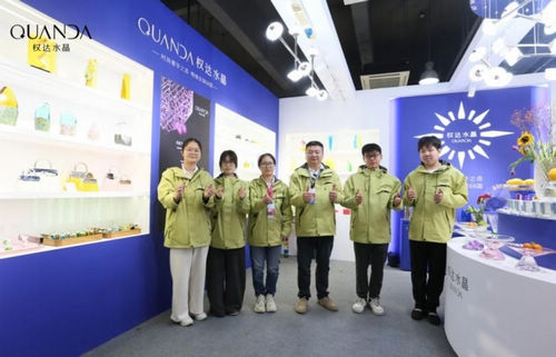 以晶为媒,与光同行 | 权达水晶于广州设计周续写工艺与商业交融的新篇