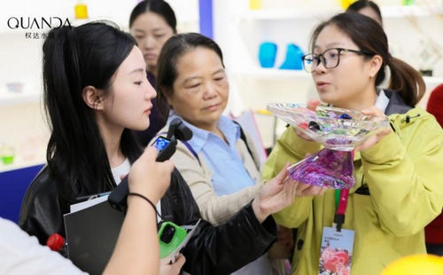 以晶为媒,与光同行 | 权达水晶于广州设计周续写工艺与商业交融的新篇